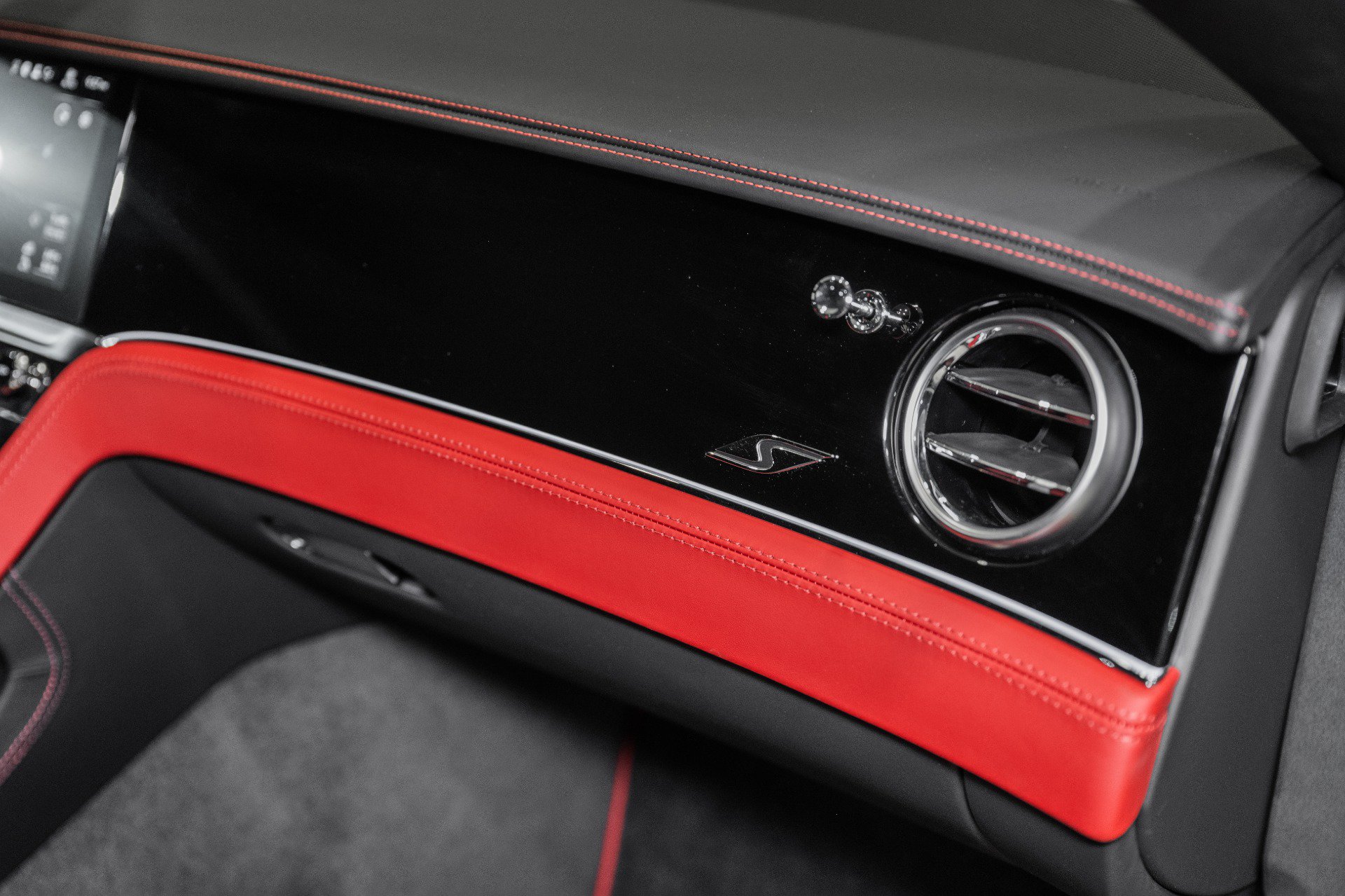 New 2026 Bentley Continental GT AWD/4WD image 45