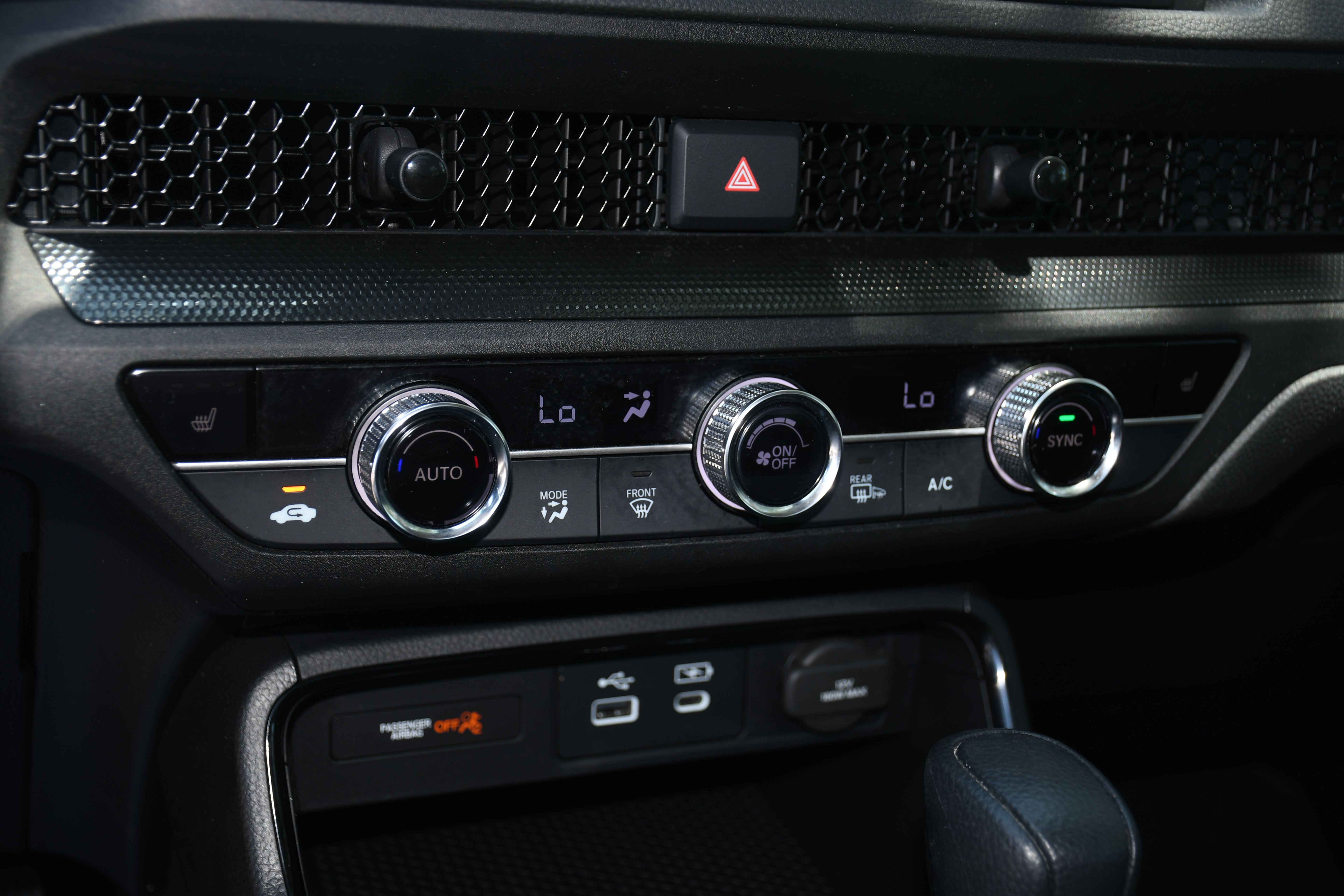 Used 2025 Honda CR-V EX image 12