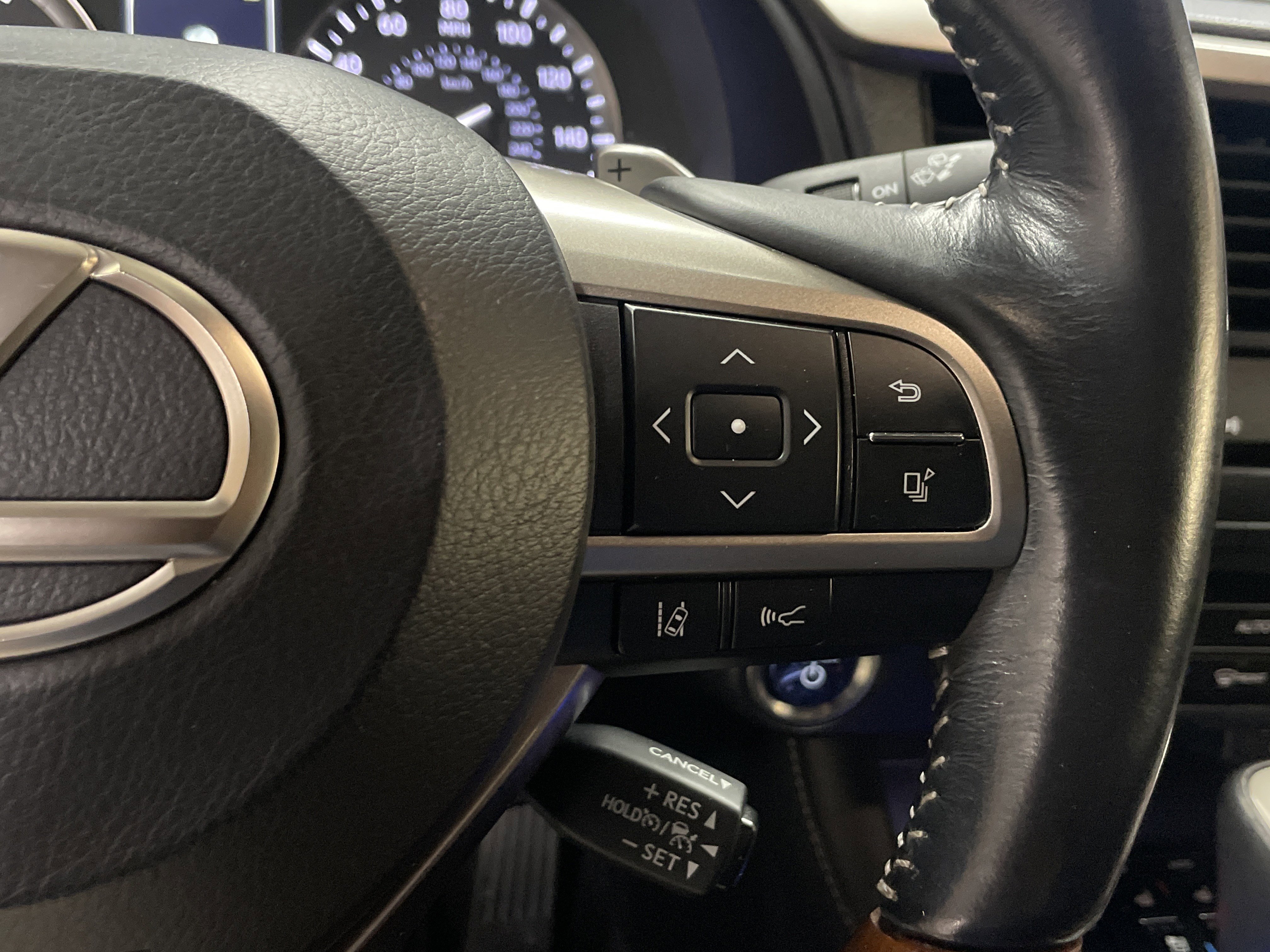 Used 2020 Lexus RX 450hL RX 450hL image 20