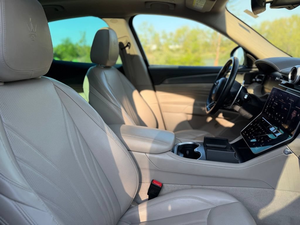 Used 2023 Maserati Grecale GT AWD/4WD image 32