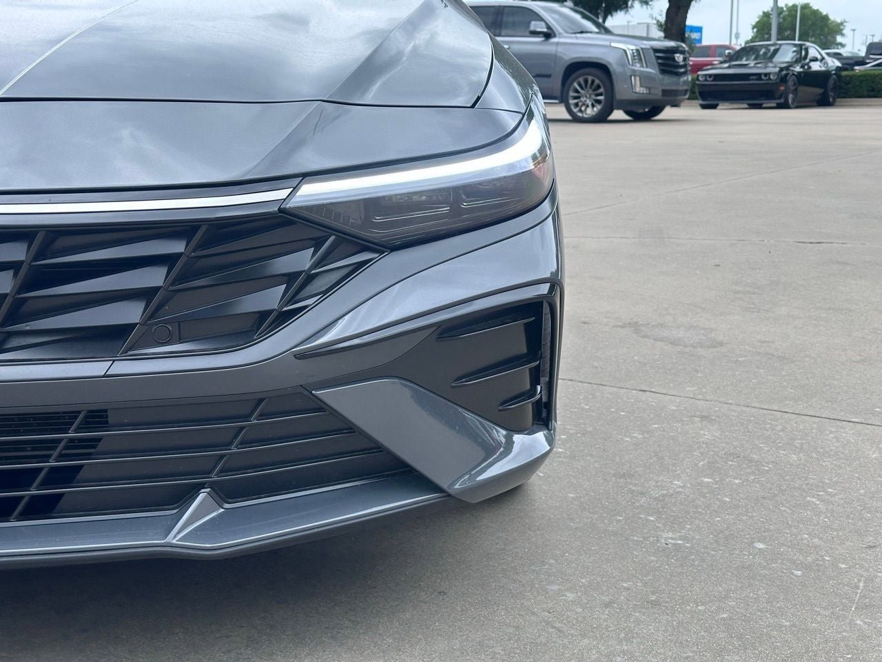 Used 2025 Hyundai Elantra Limited image 6