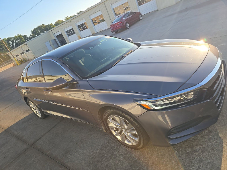 Used 2020 Honda Accord LX image 5