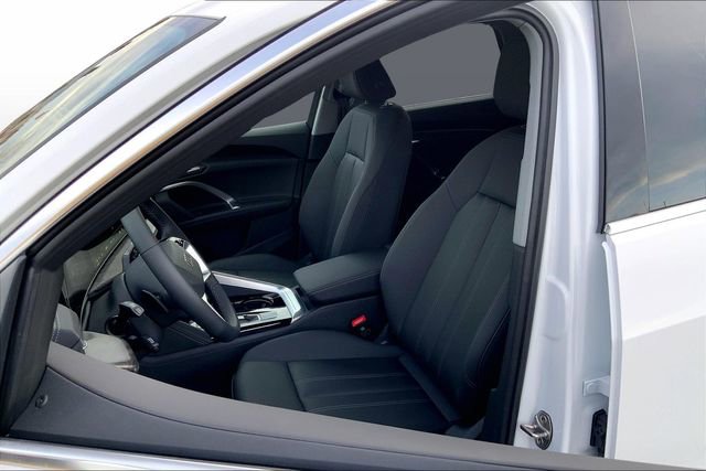 New 2025 Audi Q5 Premium image 8