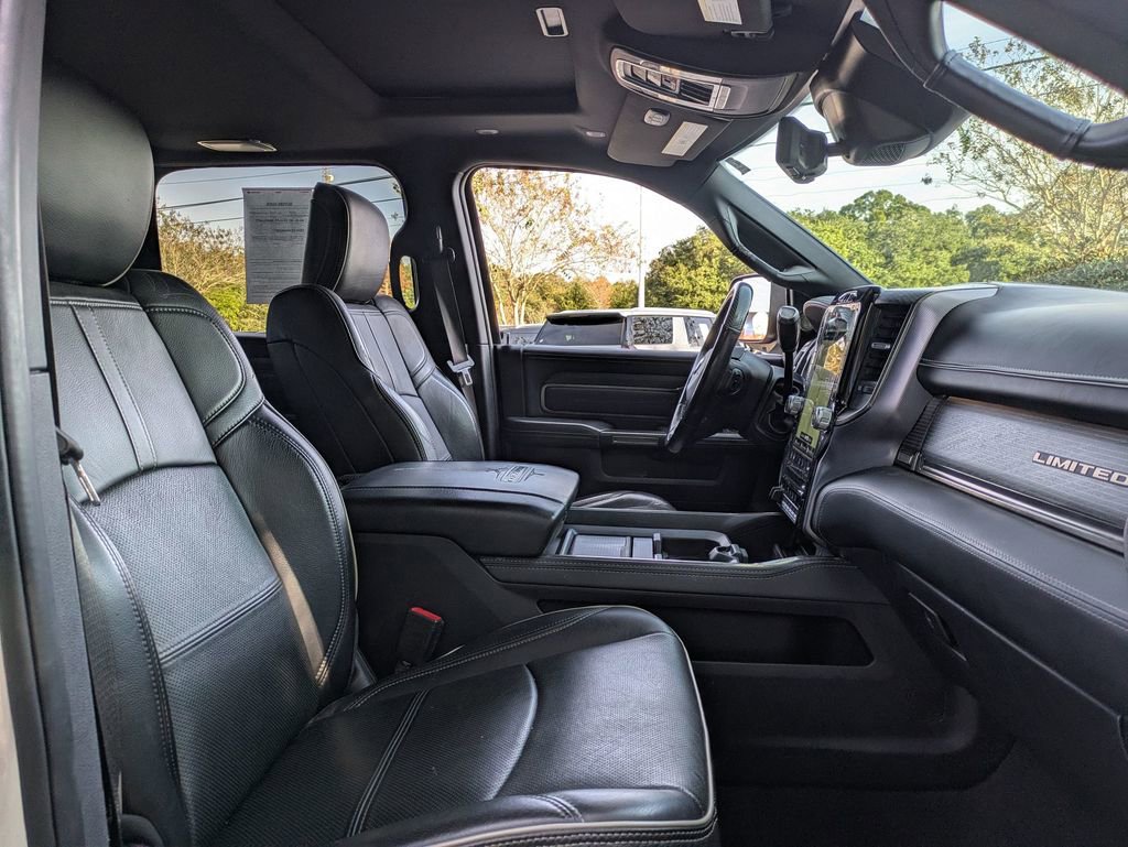 Used 2021 RAM 2500 Limited image 32