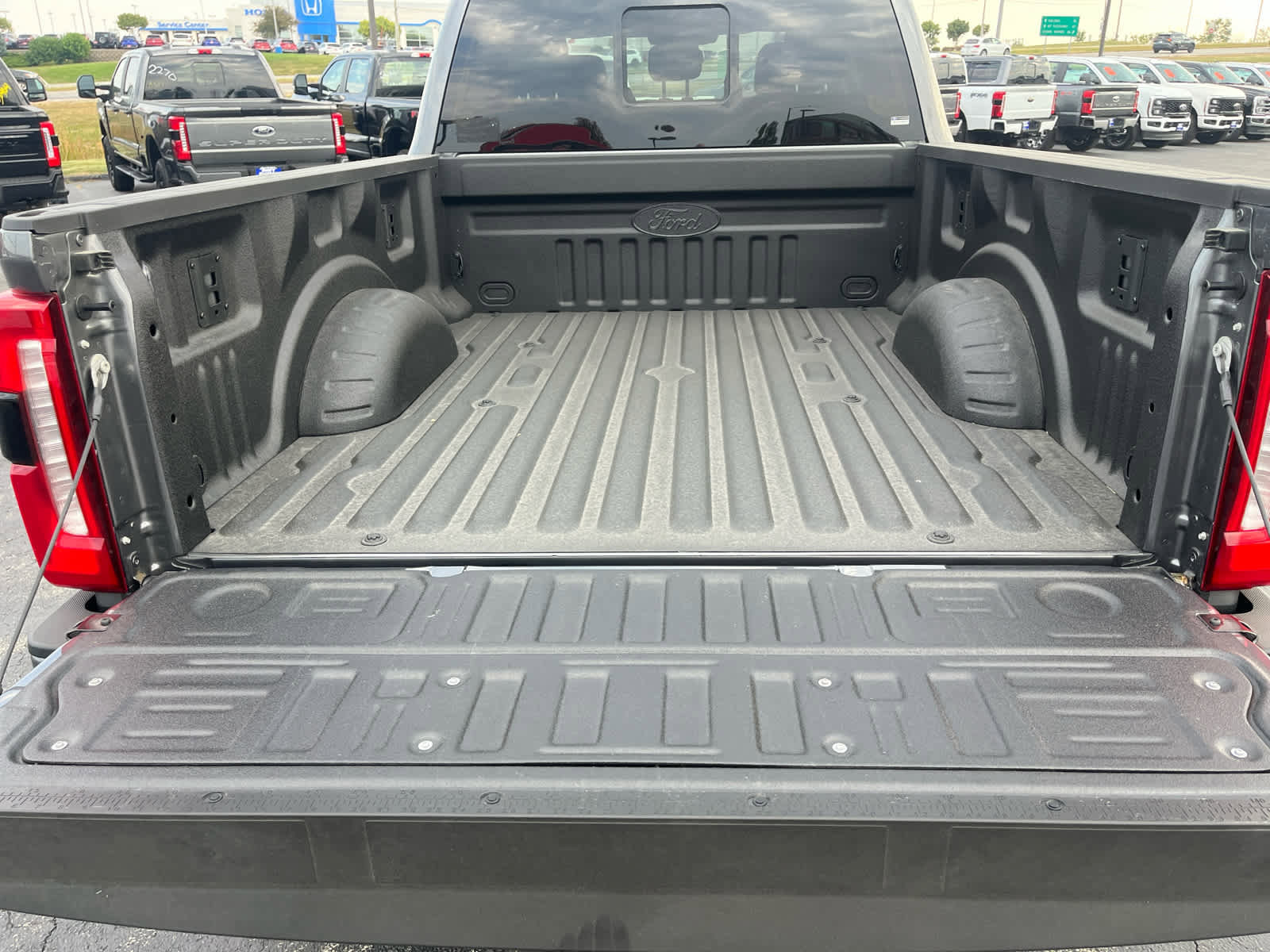 New 2026 Ford F350 XLT image 10