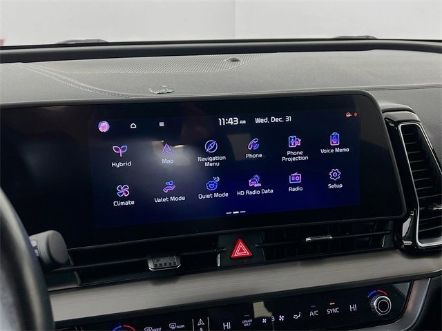 Used 2023 Kia Sportage EX w/ EX Premium Package image 17