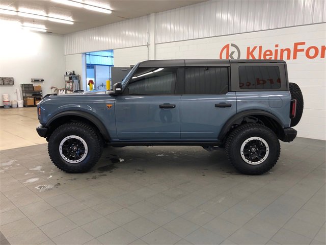 Used 2023 Ford Bronco Badlands image 4