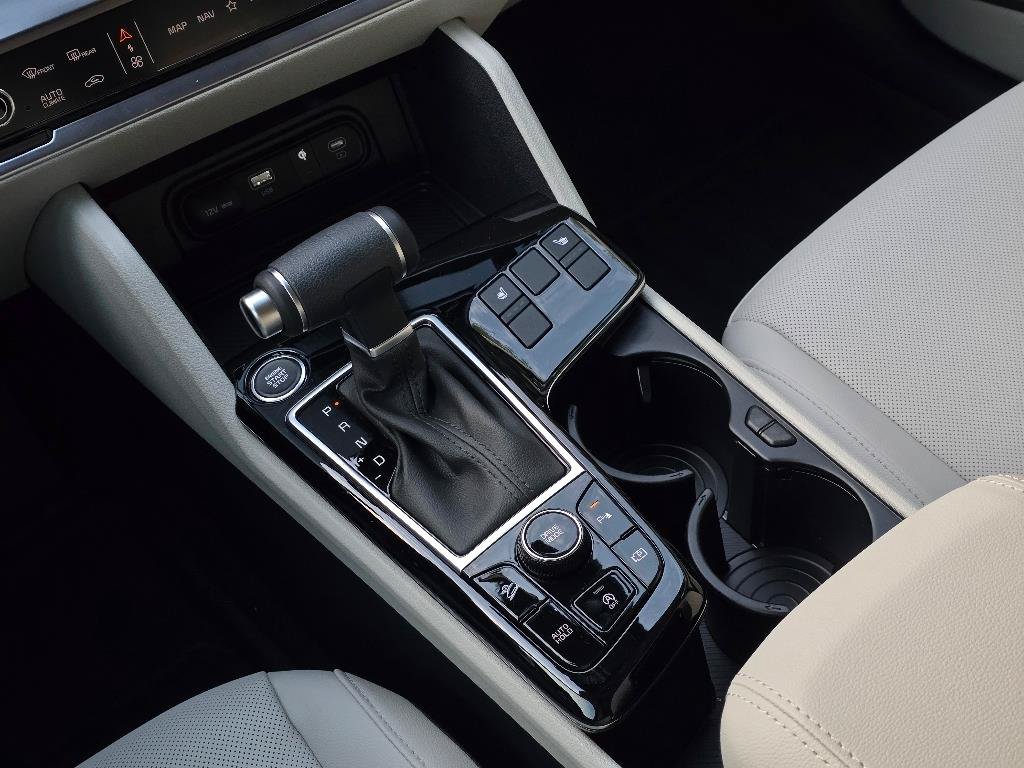 New 2025 Kia Sportage EX w/ Premium Package FWD image 9