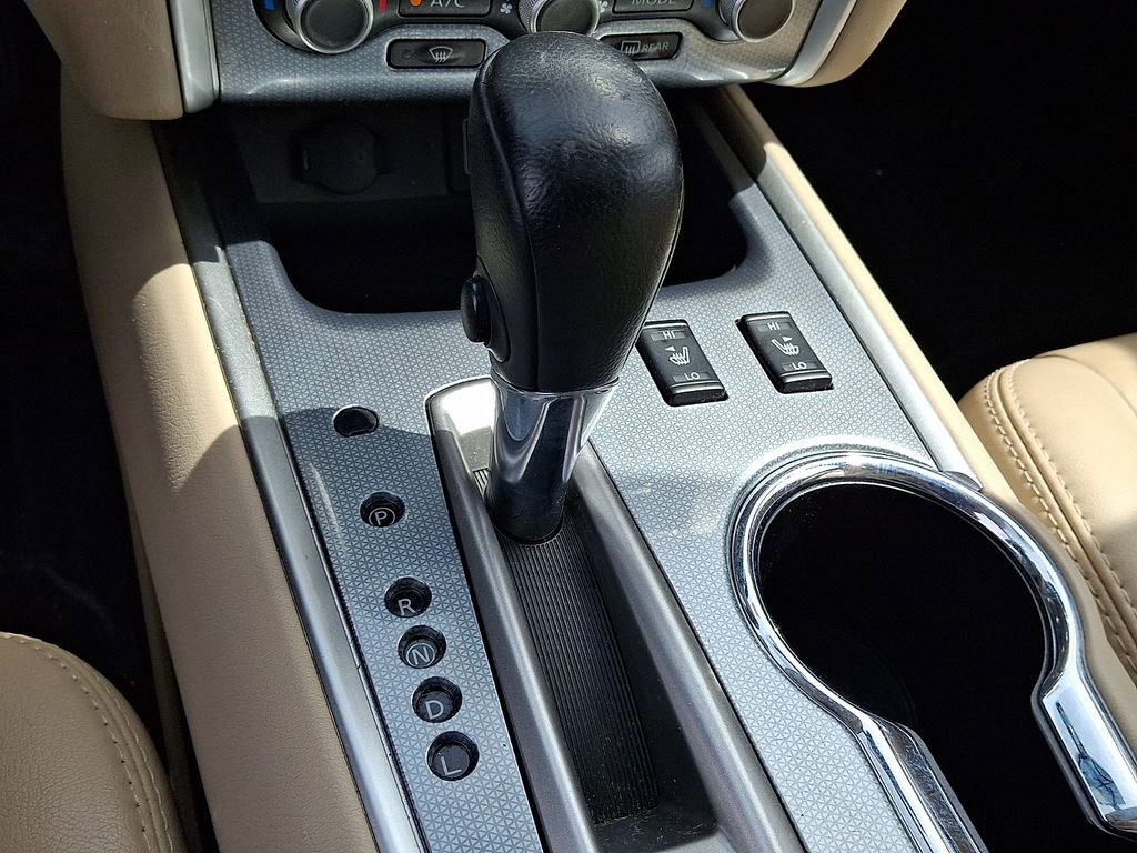 Used 2018 Nissan Pathfinder SL w/ SL Premium Package AWD/4WD image 17