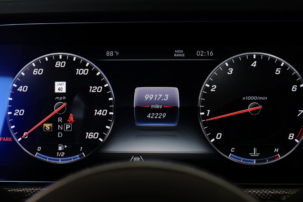 Used 2023 Mercedes-Benz G 550 image 34