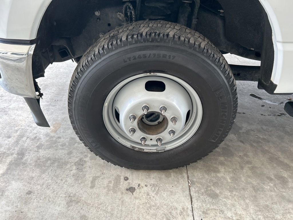 Used 2024 Ford F350 XL w/ FX4 Off-Road Package image 12