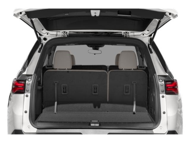 Certified 2023 Chevrolet Traverse Premier w/ Redline Edition AWD/4WD image 18