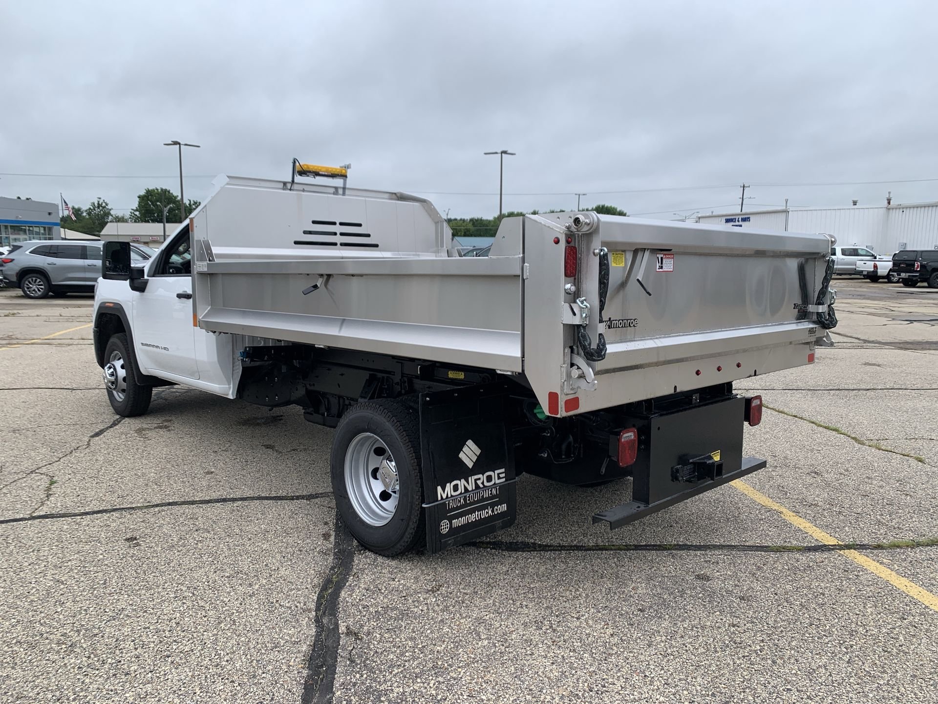 New 2025 GMC Sierra 3500 Pro w/ Convenience Package AWD/4WD image 38