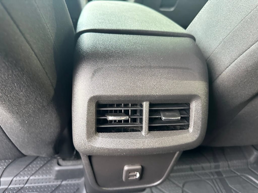 Used 2024 Chevrolet Equinox LT w/ LPO, Floor Liner Package FWD image 23