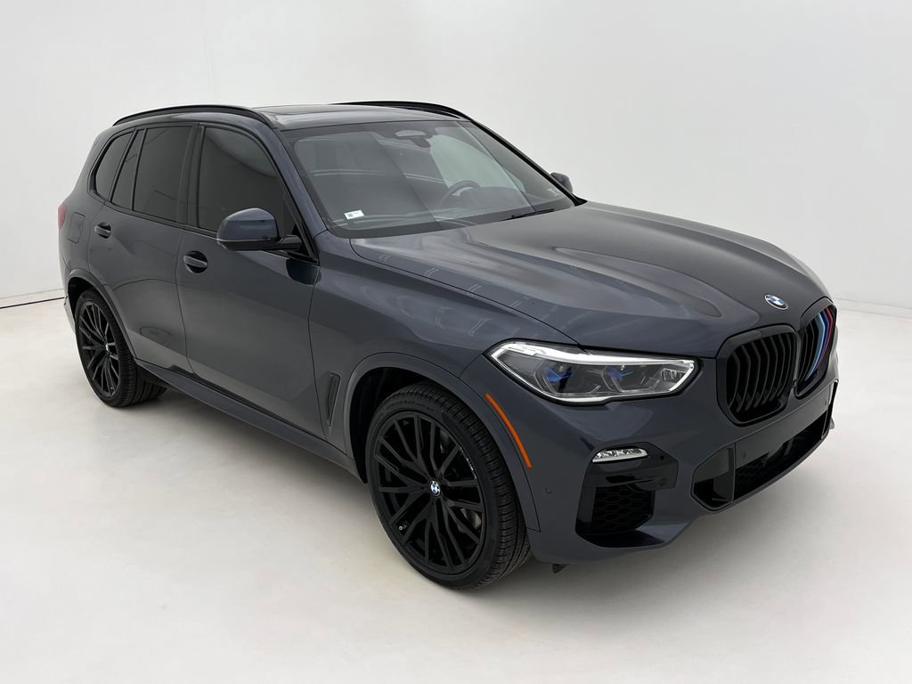 Used 2021 BMW X5 M50i w/ Executive Package image 2