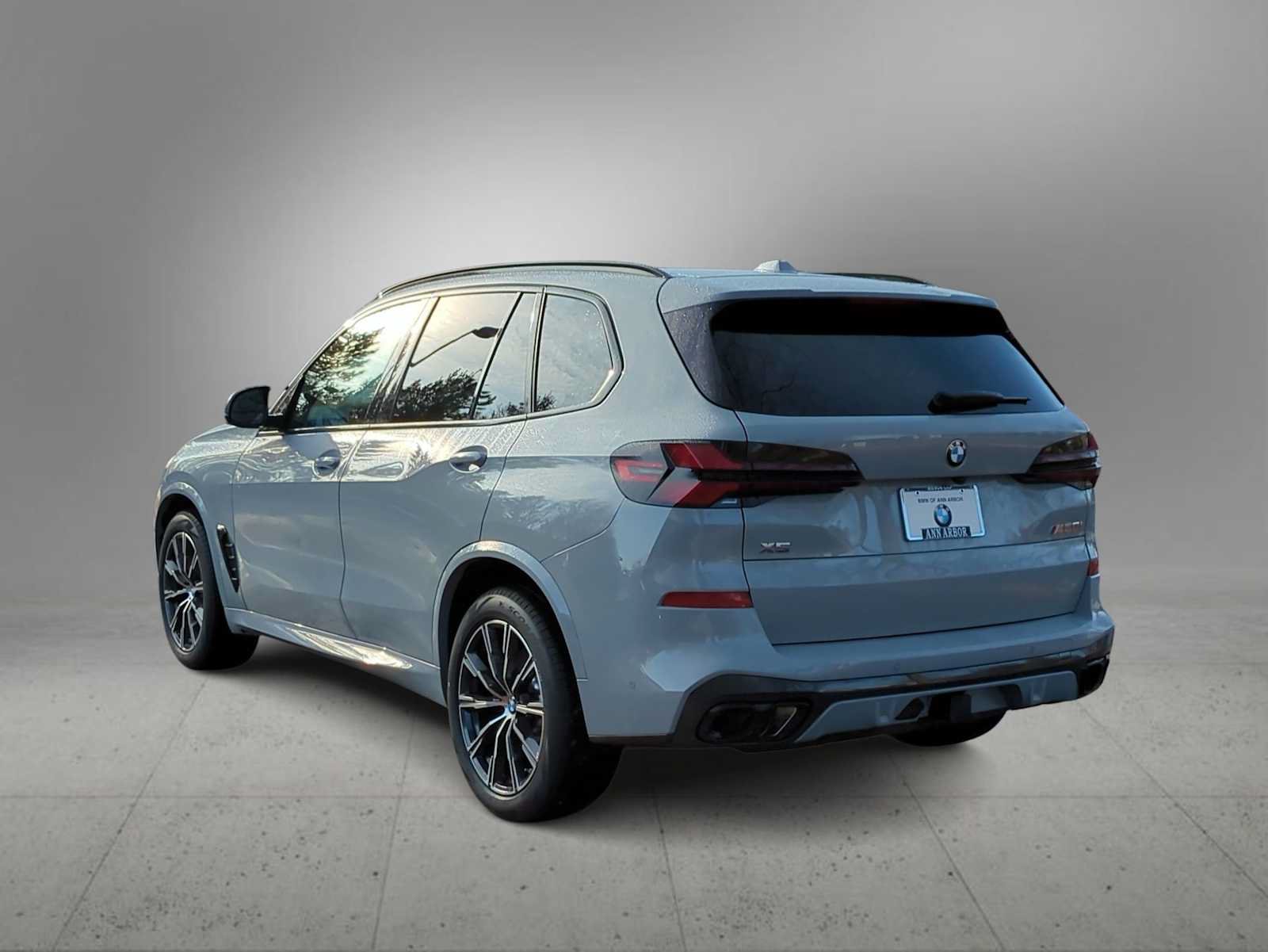 New 2026 BMW X5 M60i AWD/4WD image 6