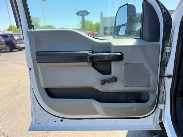 Used 2017 Ford F250 XL w/ FX4 Off-Road Package AWD/4WD image 10