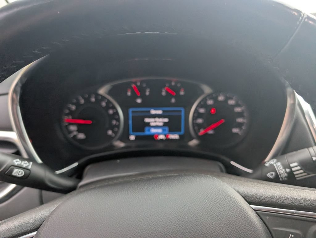 Used 2020 Chevrolet Equinox LT w/ Driver Convenience Package AWD/4WD image 18