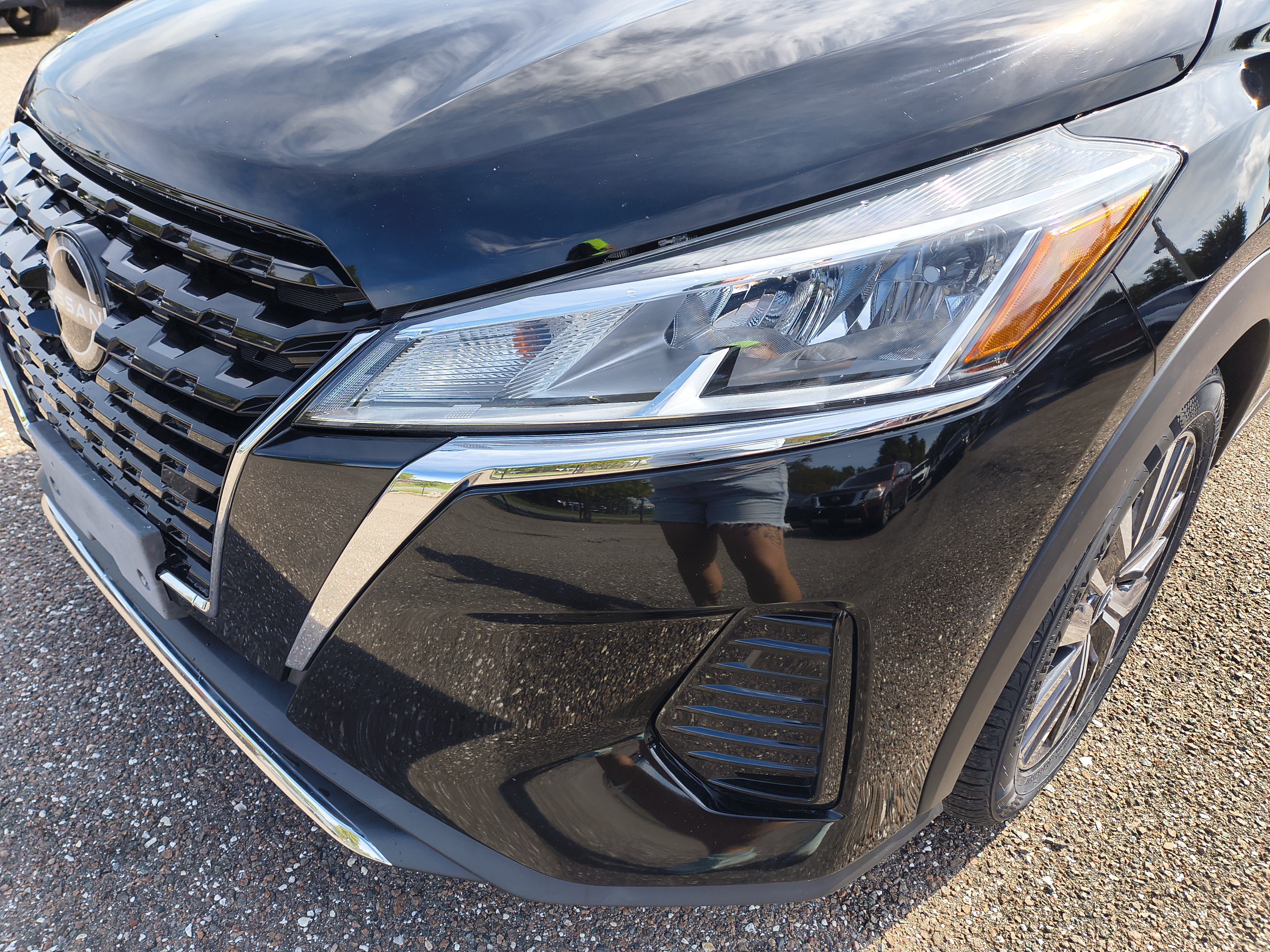 Certified 2023 Nissan Kicks SV FWD image 11