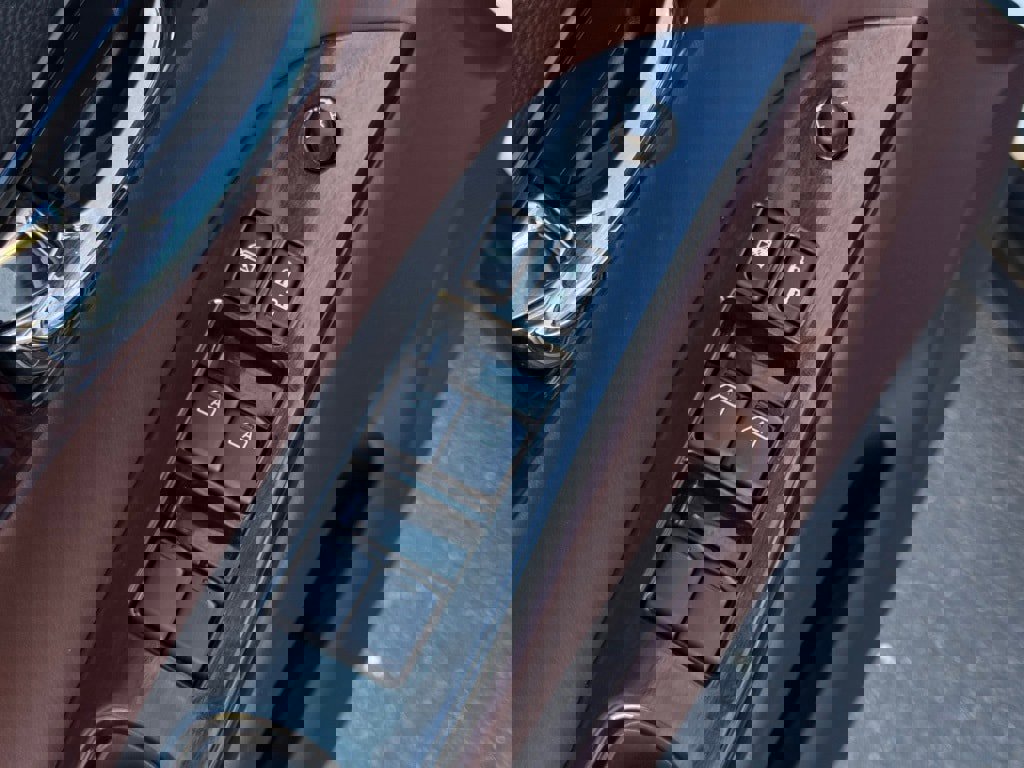 Used 2015 INFINITI QX50 Journey w/ Premium Package image 29