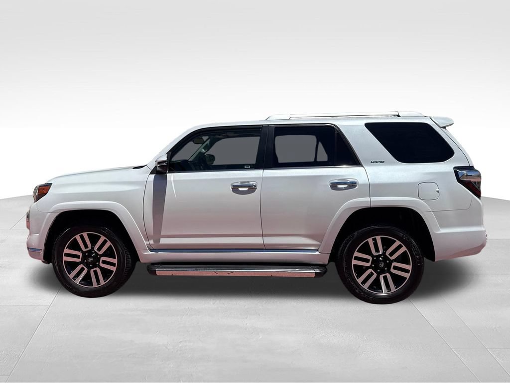 Used 2024 Toyota 4Runner Limited AWD/4WD image 5
