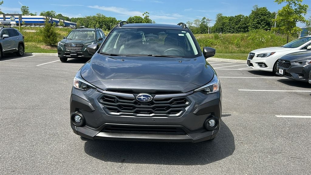 Used 2024 Subaru Crosstrek 2.0i Premium AWD/4WD image 2