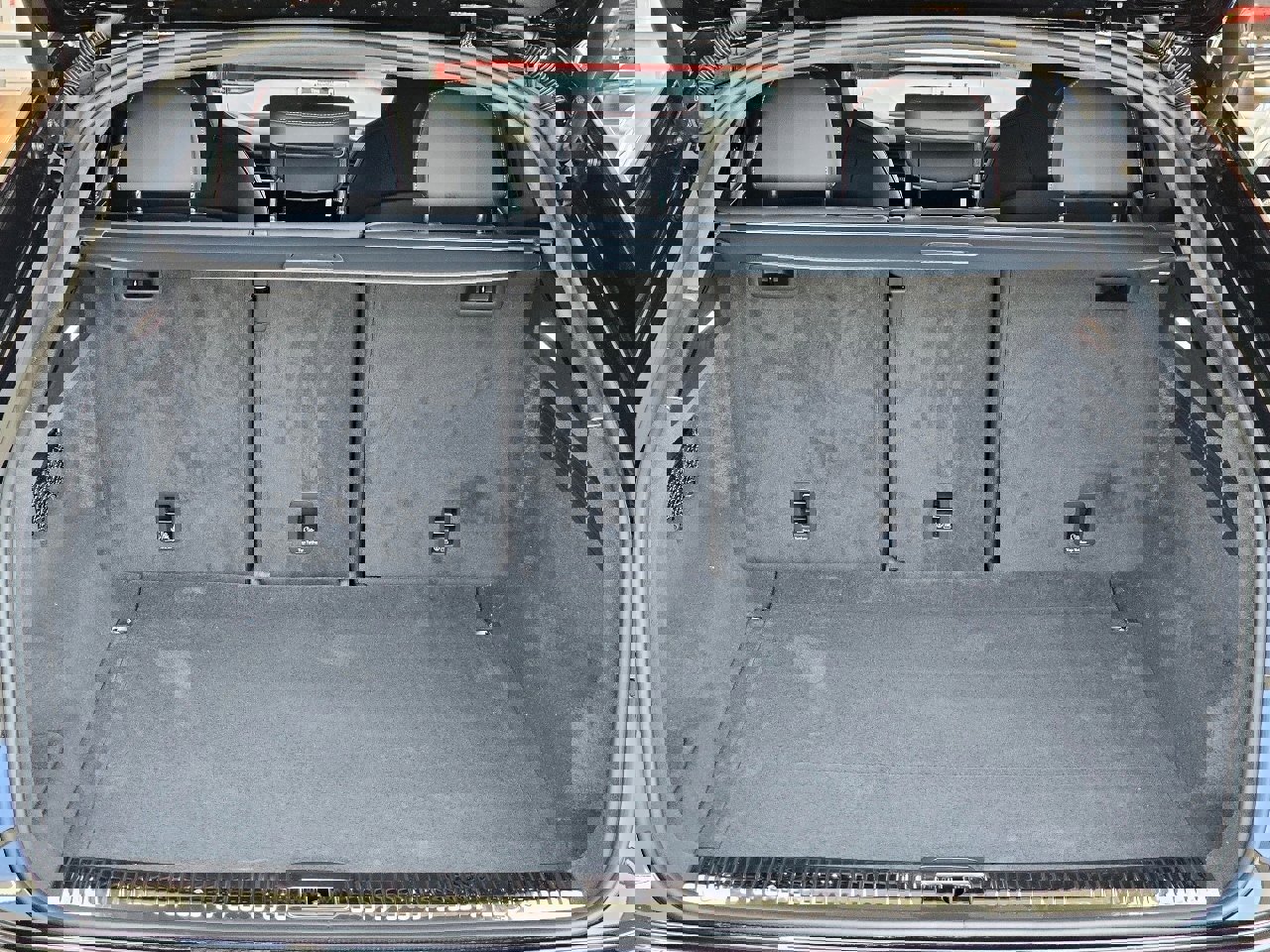 New 2025 Audi RS Q8 performance image 7