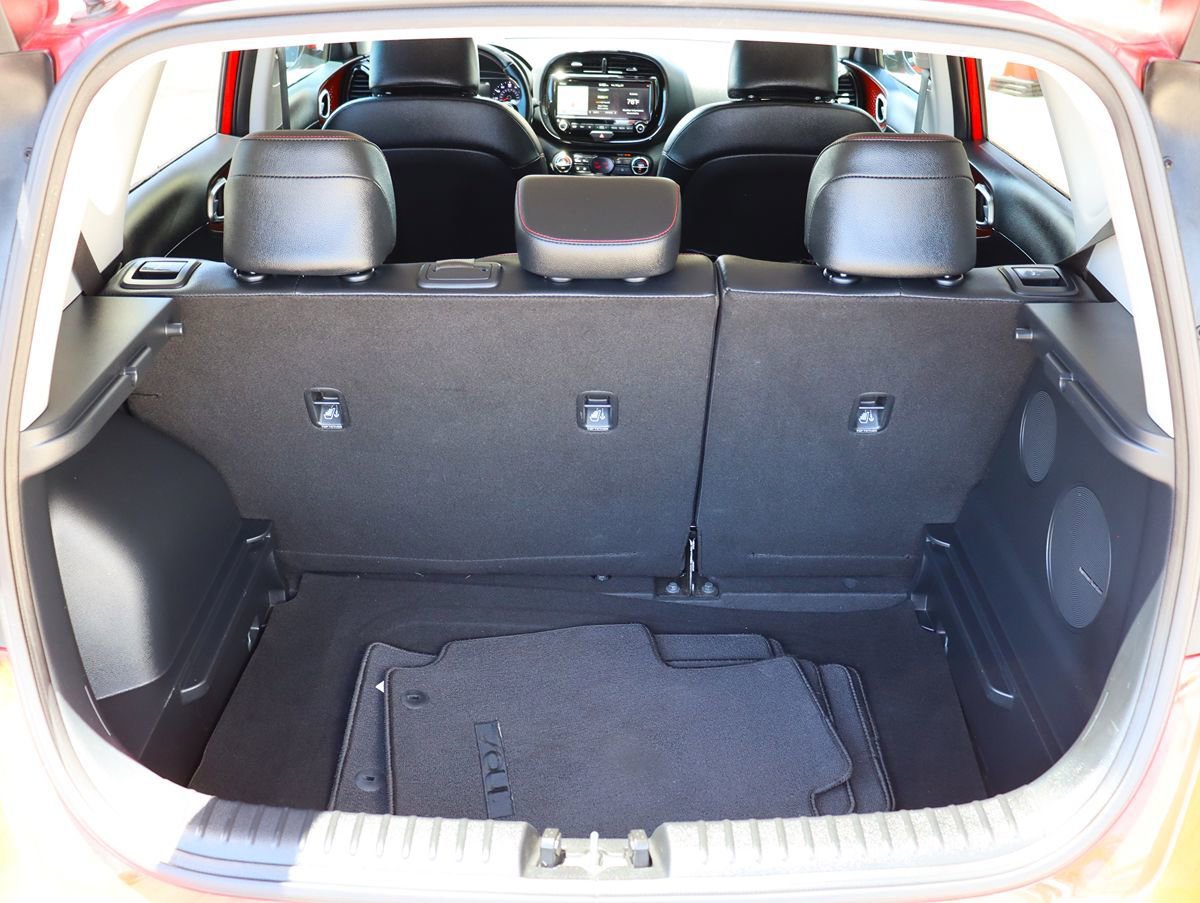 Used 2021 Kia Soul Turbo FWD image 23