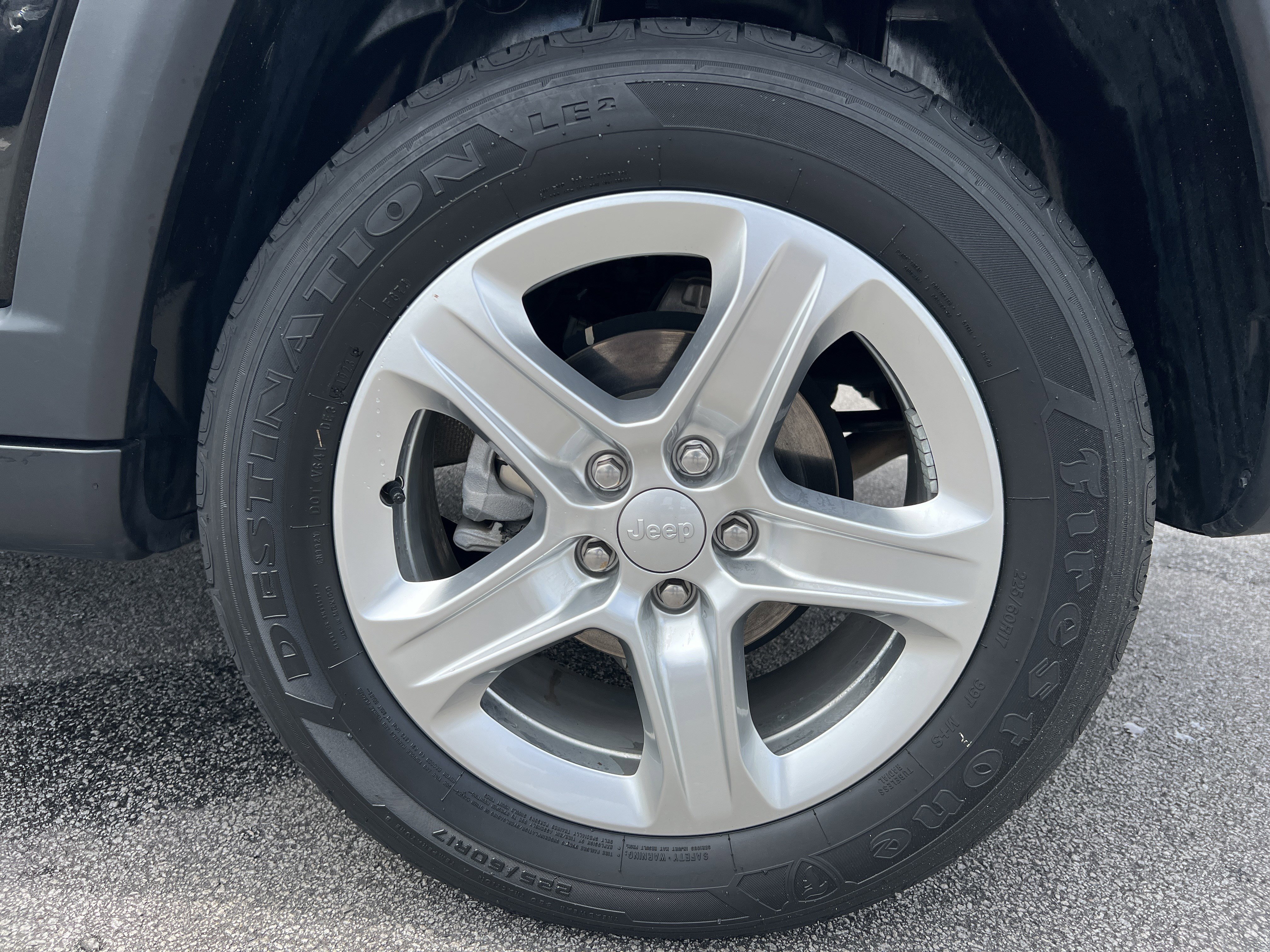 Used 2023 Jeep Compass Sport AWD/4WD image 20