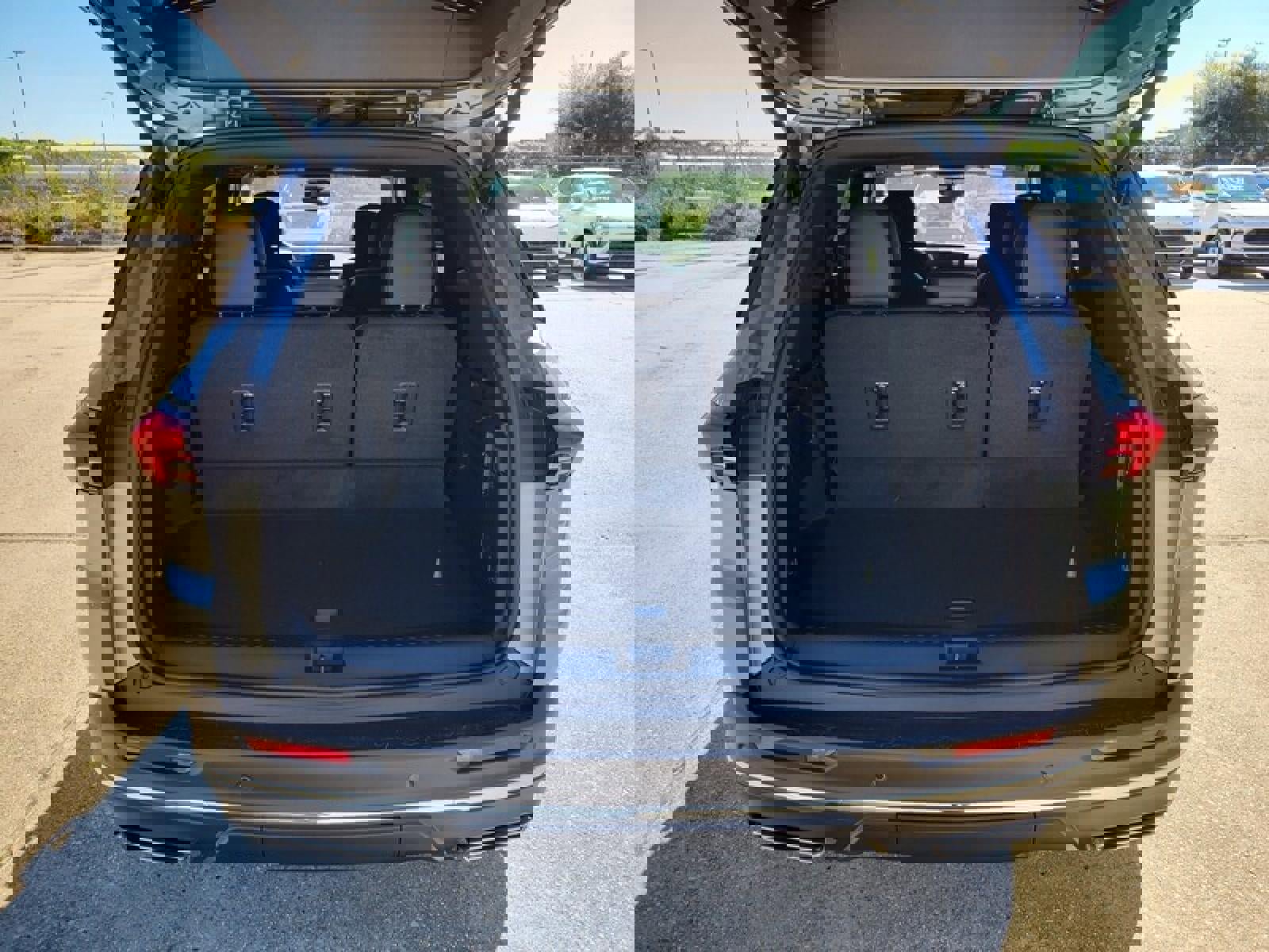 New 2026 Buick Enclave Preferred w/ Power Package image 7