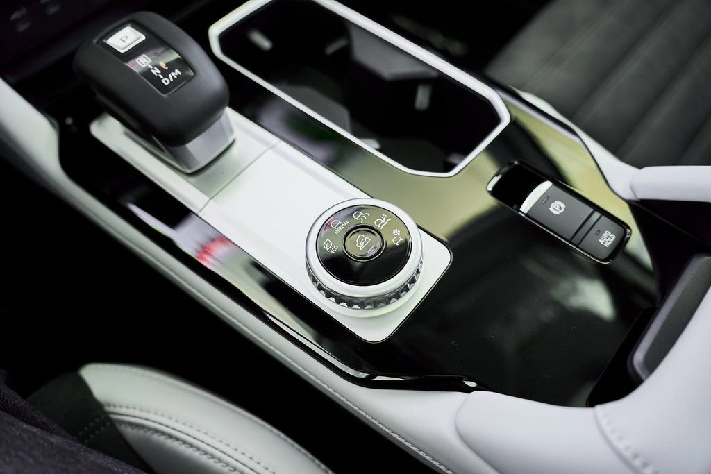 New 2026 Mitsubishi Outlander SE FWD image 47
