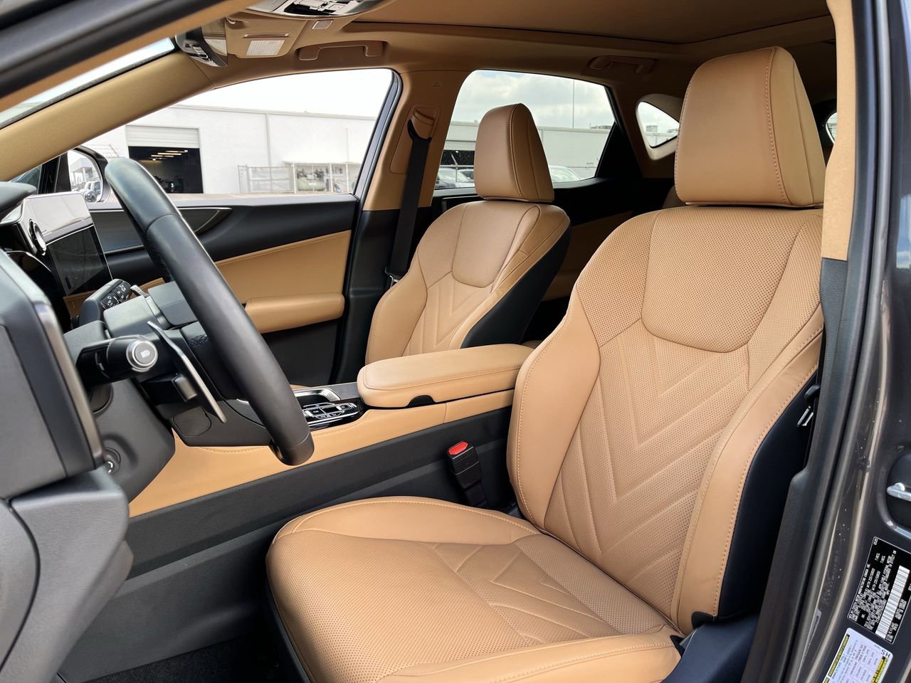 Used 2025 Lexus NX 350h AWD w/ Accessory Package (2T) image 23