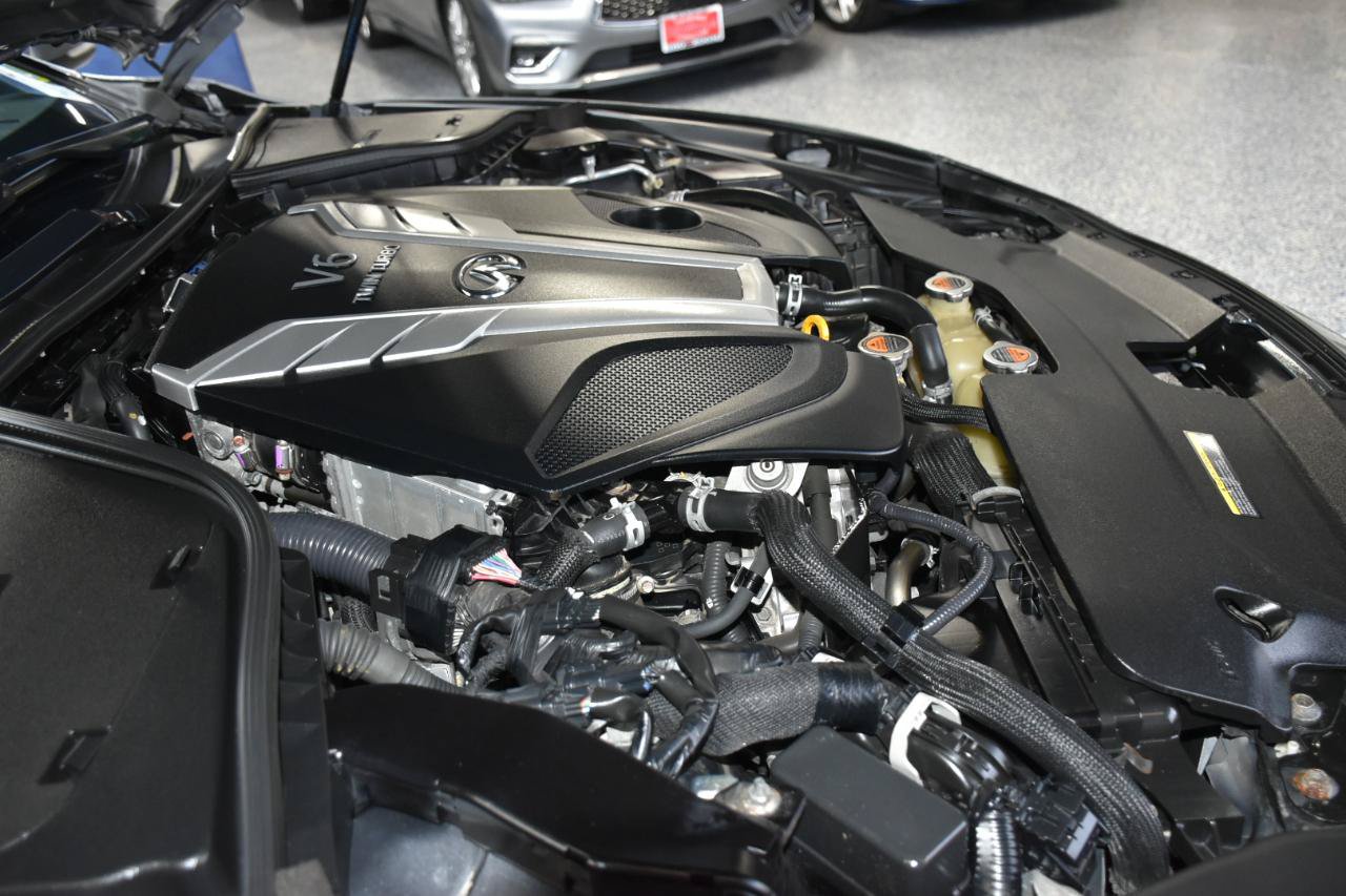 Used 2017 INFINITI Q60 Red Sport 400 AWD/4WD image 31