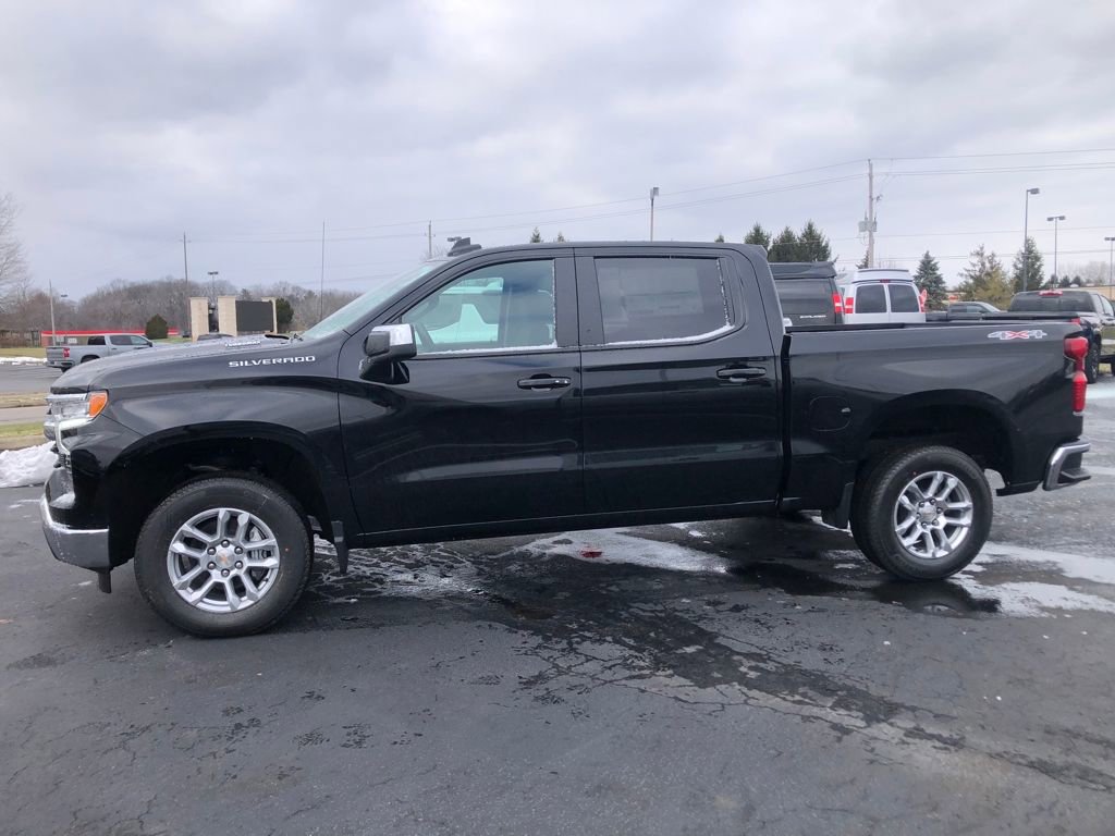 New 2026 Chevrolet Silverado 1500 LT image 2