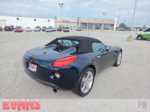 Used 2007 Pontiac Solstice Convertible w/ Premium Package RWD image 23