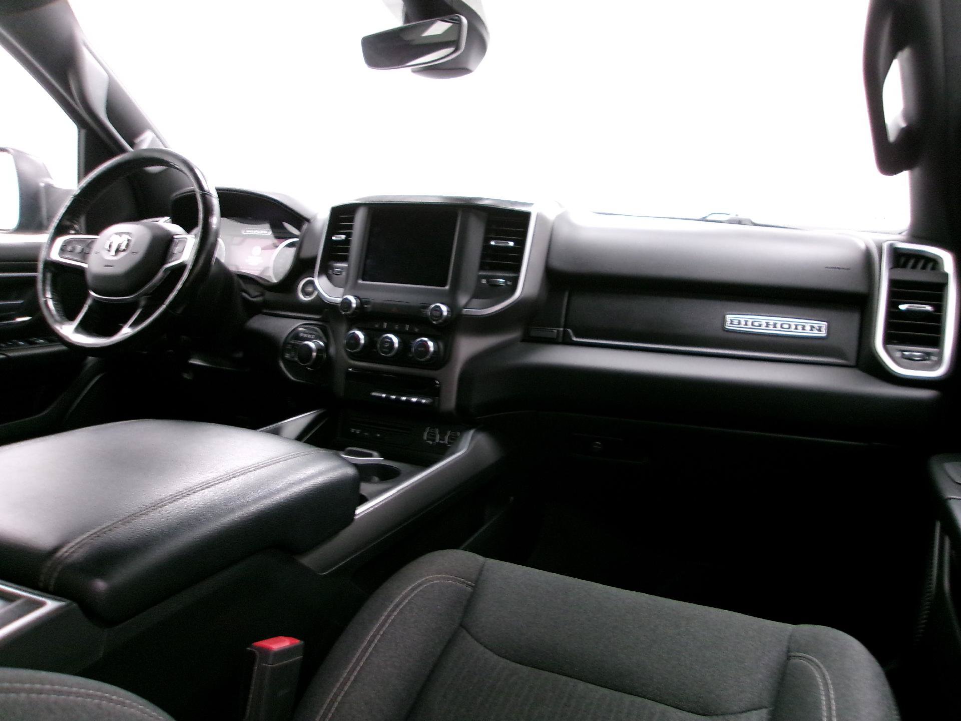 Used 2019 RAM 1500 Big Horn AWD/4WD image 3