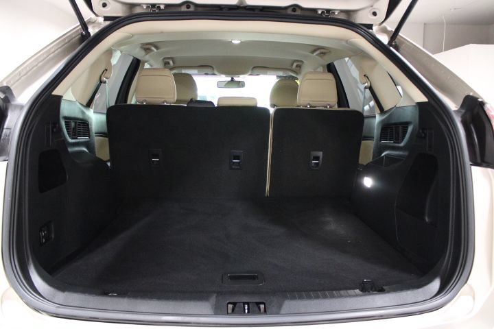 Used 2017 Ford Edge SEL FWD image 13