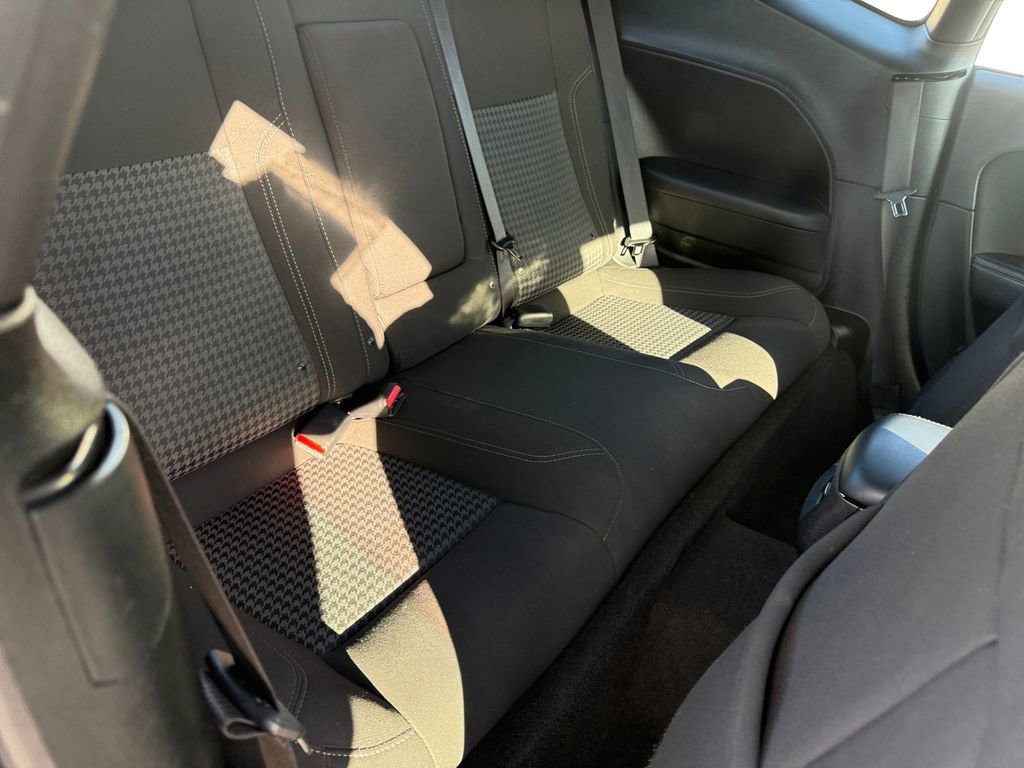 Used 2023 Dodge Challenger SXT image 18