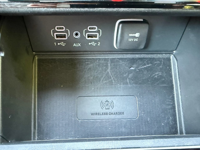 Used 2025 Jeep Grand Cherokee Altitude AWD/4WD image 25