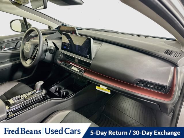 Used 2025 Toyota Prius Plug-In Hybrid FWD image 38