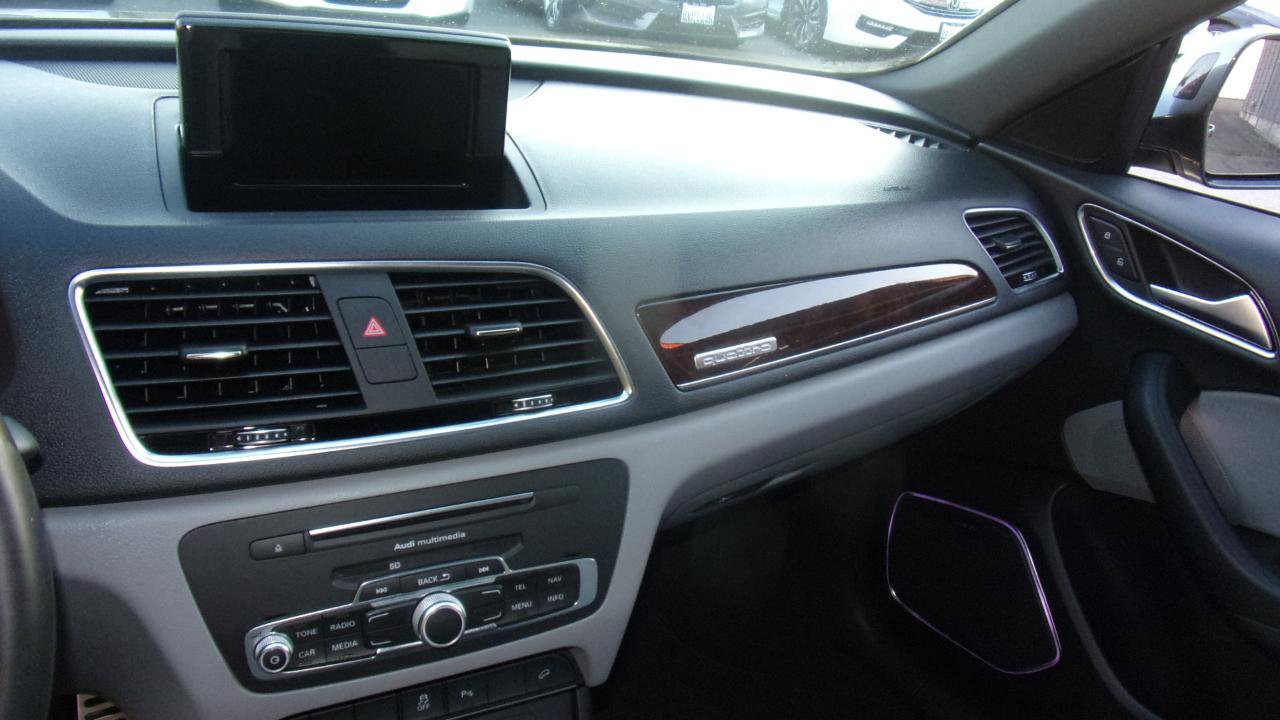 Used 2018 Audi Q3 2.0T Premium Plus w/ Premium Plus Package AWD/4WD image 7