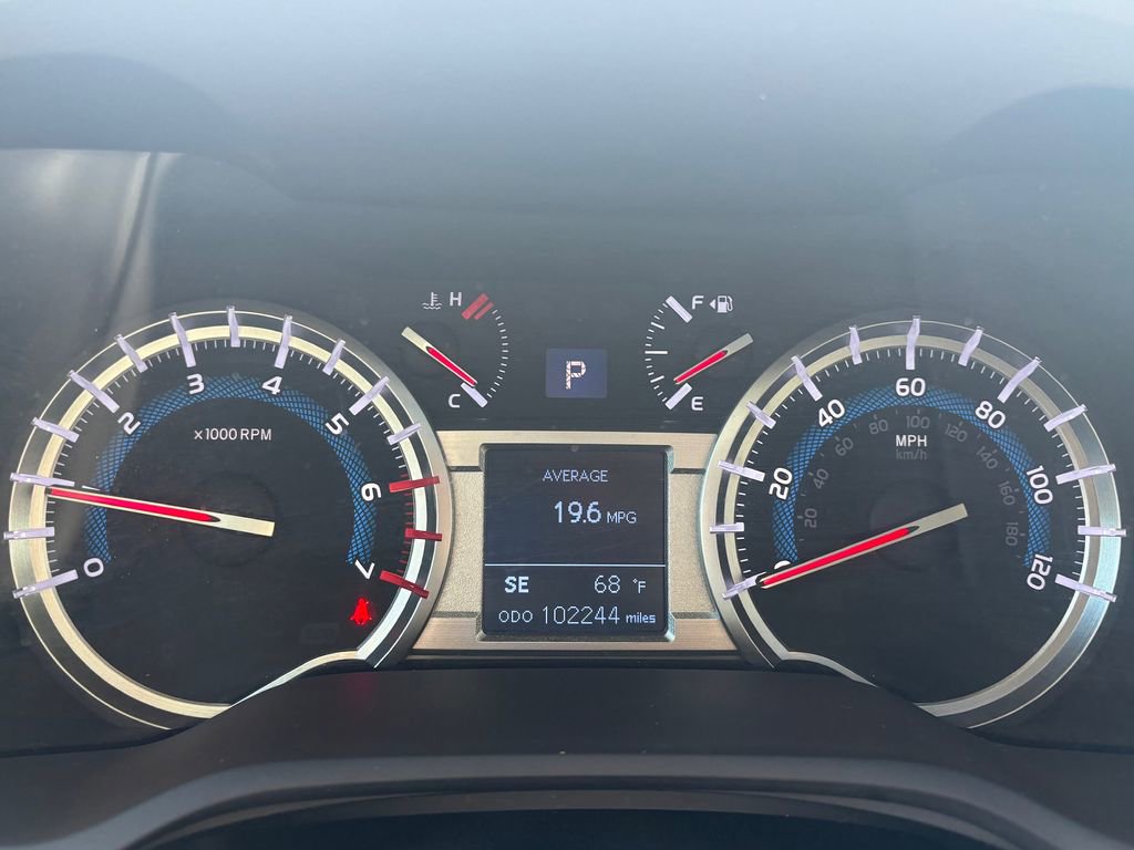 Used 2018 Toyota 4Runner SR5 Premium AWD/4WD image 5