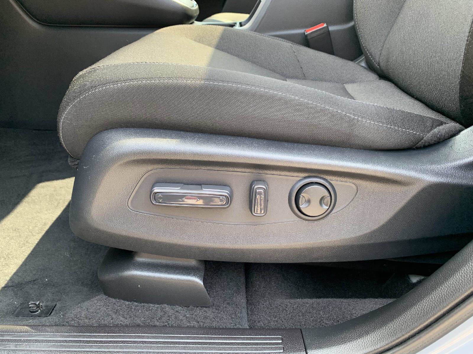 Certified 2026 Honda CR-V EX image 30