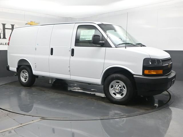 New 2026 Chevrolet Express 2500 w/ Driver Convenience Package image 6
