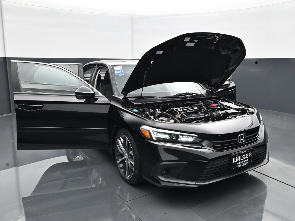 Used 2023 Honda Civic Touring image 35