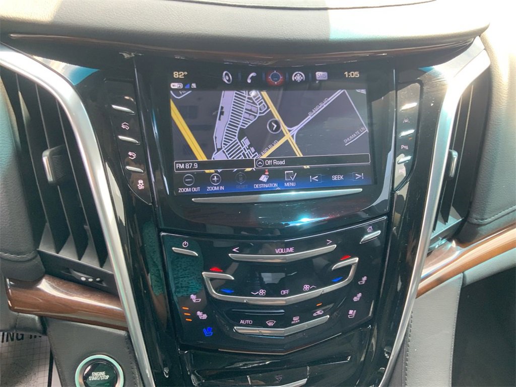 Certified 2020 Cadillac Escalade Luxury w/ Escalade Sport Edition image 14