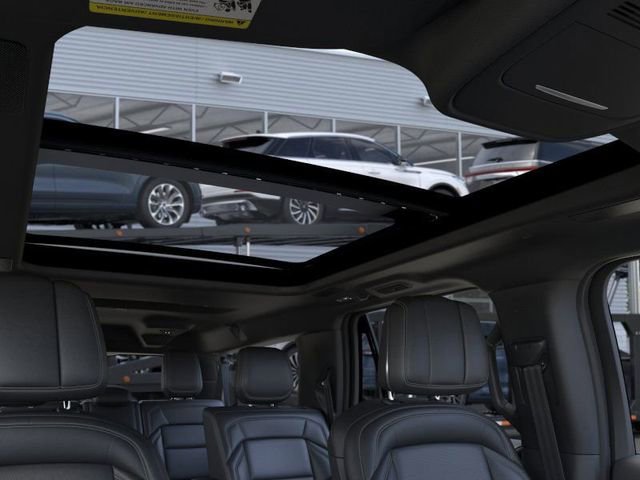 New 2025 Lincoln Navigator L Reserve w/ Jet Appearance Package image 22