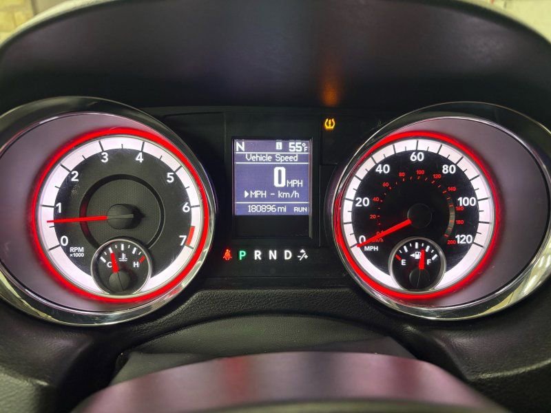 Used 2014 Dodge Grand Caravan SXT w/ Rear Park Assist Package image 12