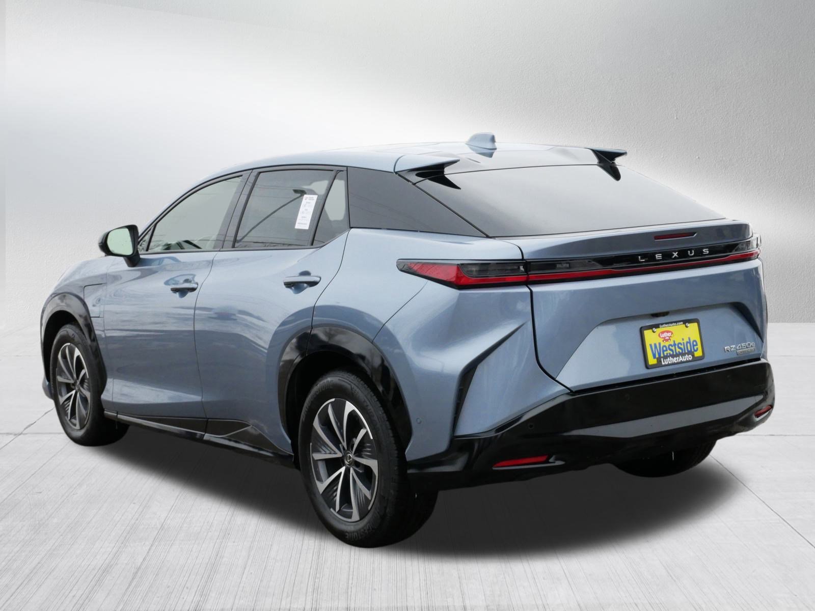 Used 2023 Lexus RZ 450e Premium w/ Technology Package image 5