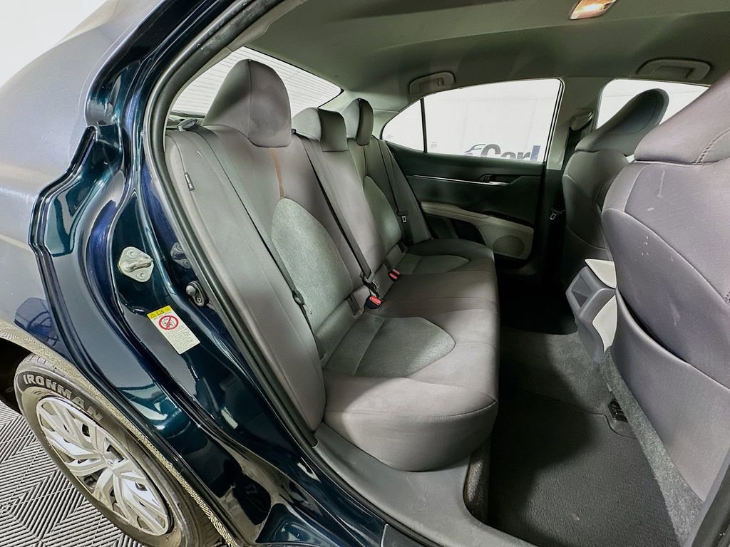 Used 2018 Toyota Camry L image 28